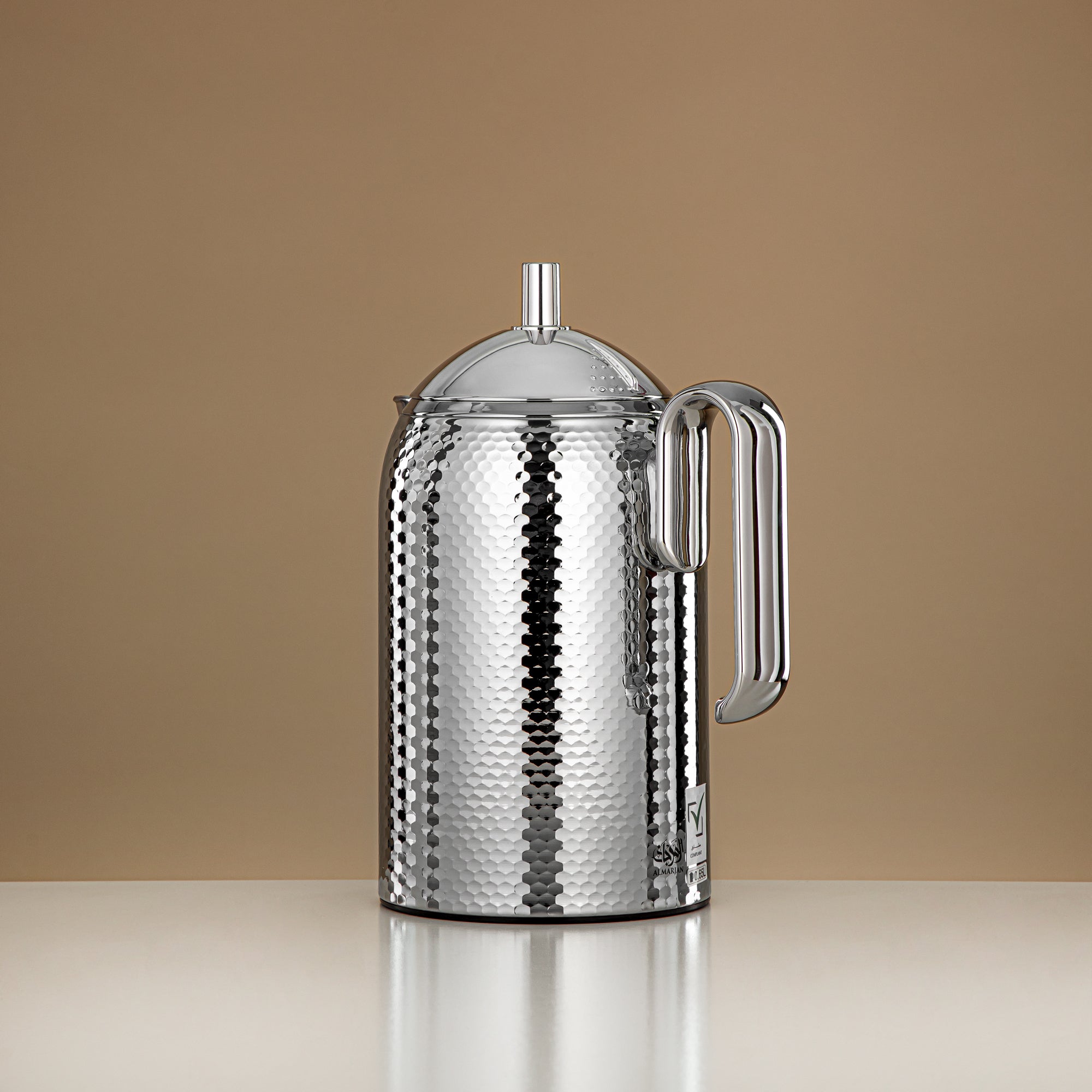 Almarjan Vacuum Flask Hammered Metal Body Glass Refill 0.65L (CHA-HC-065S) – Elegant Tea & Coffee Flask