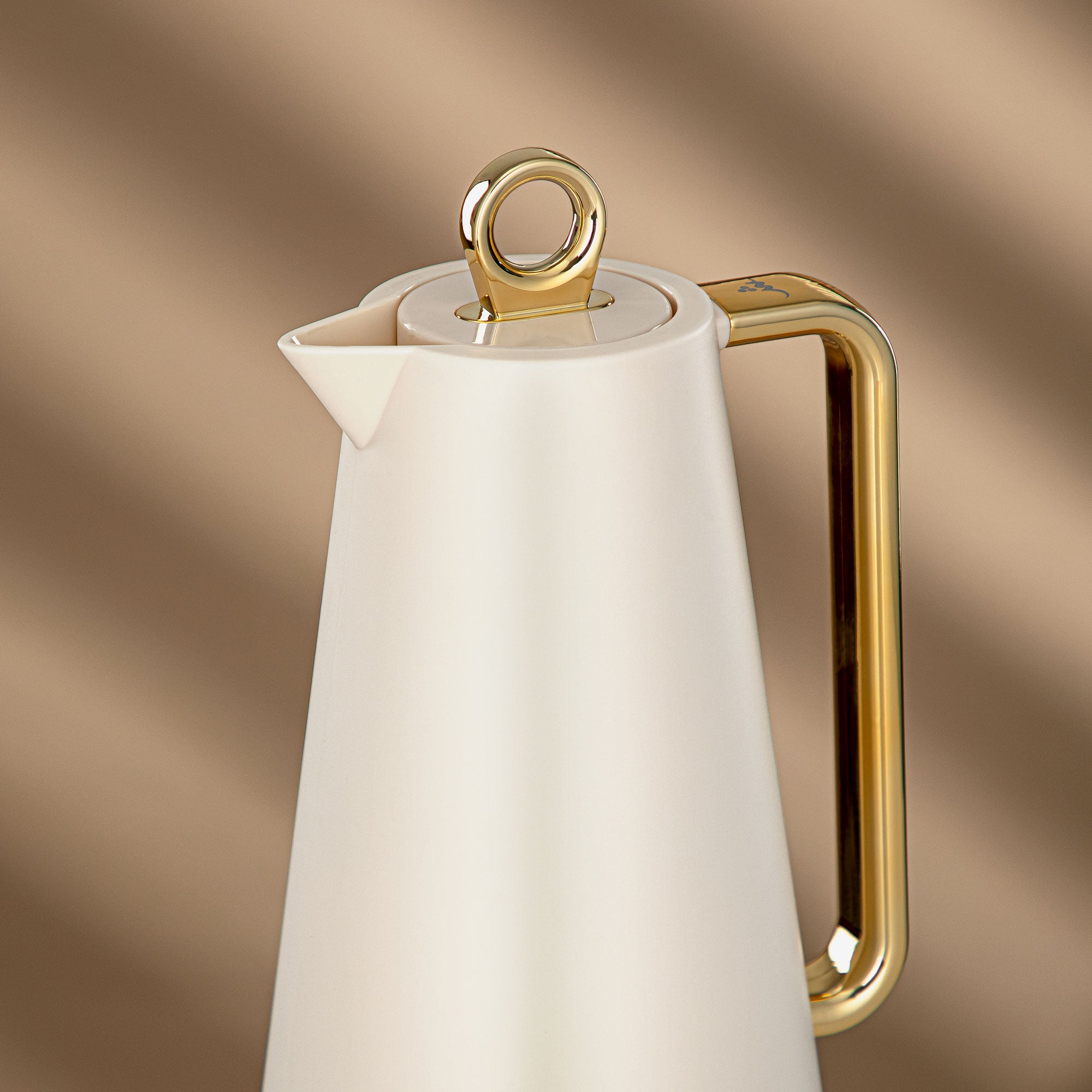 Almarjan Vacuum Flask Set Ivory & Gold