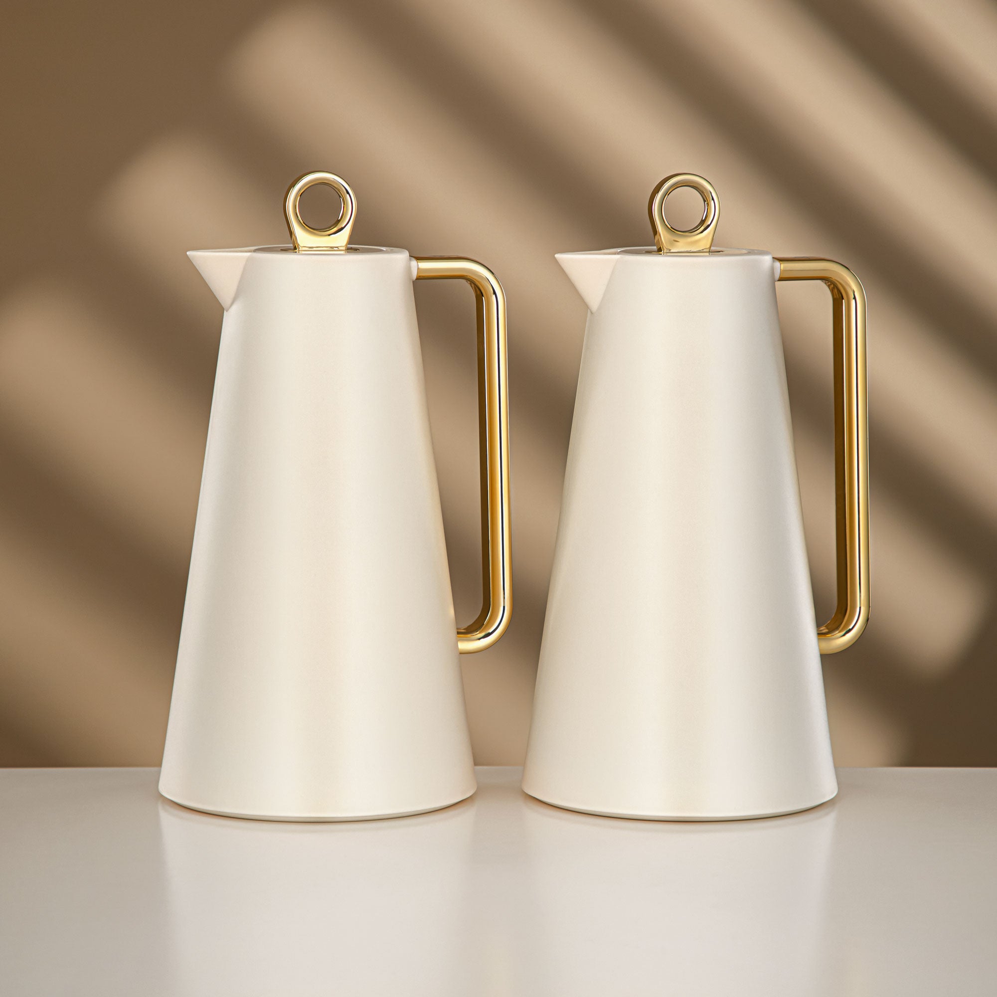 Almarjan Vacuum Flask Set Ivory & Gold