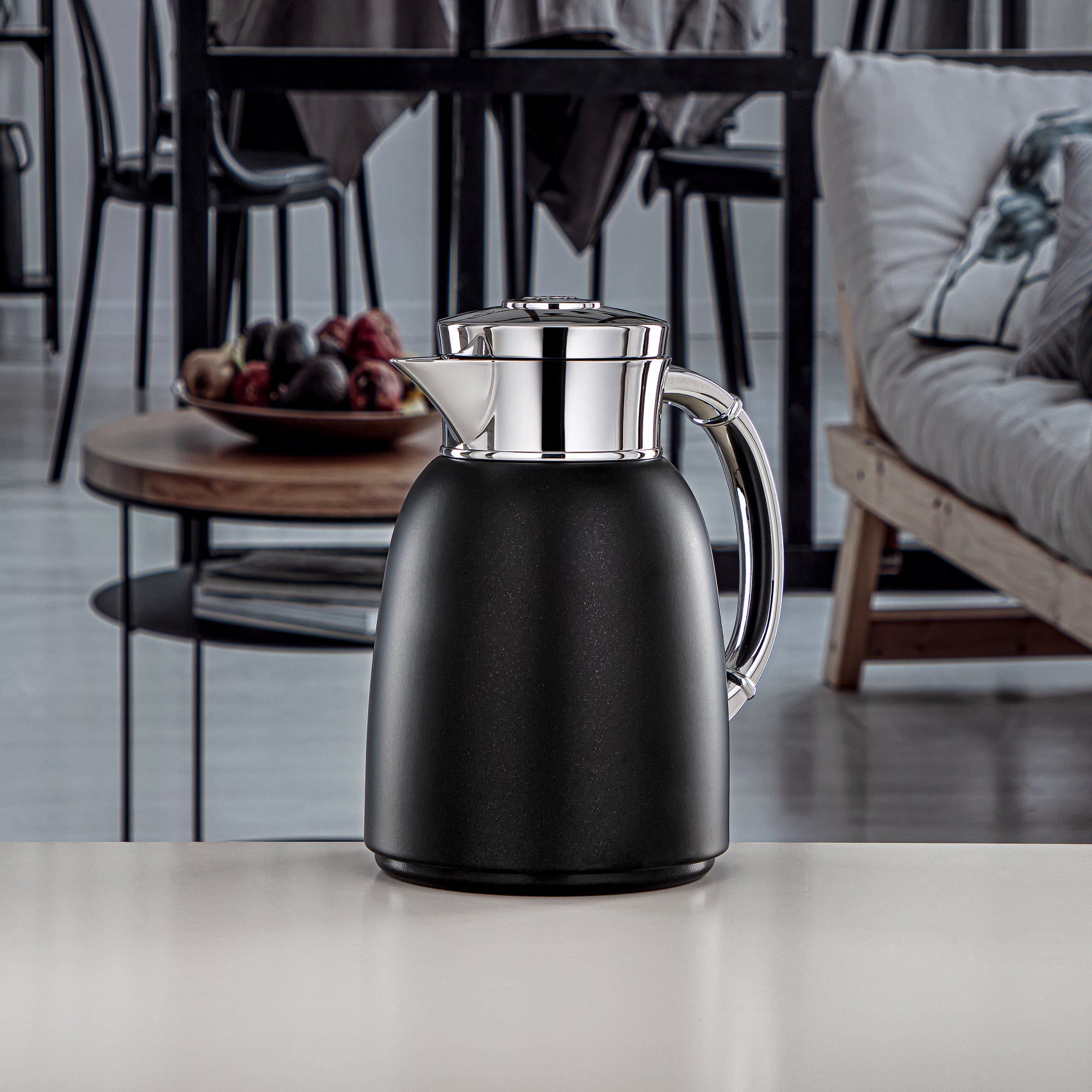 Almarjan 0.65 Liter Vacuum Flask Black & Silver - QVC-0650Q75YZC