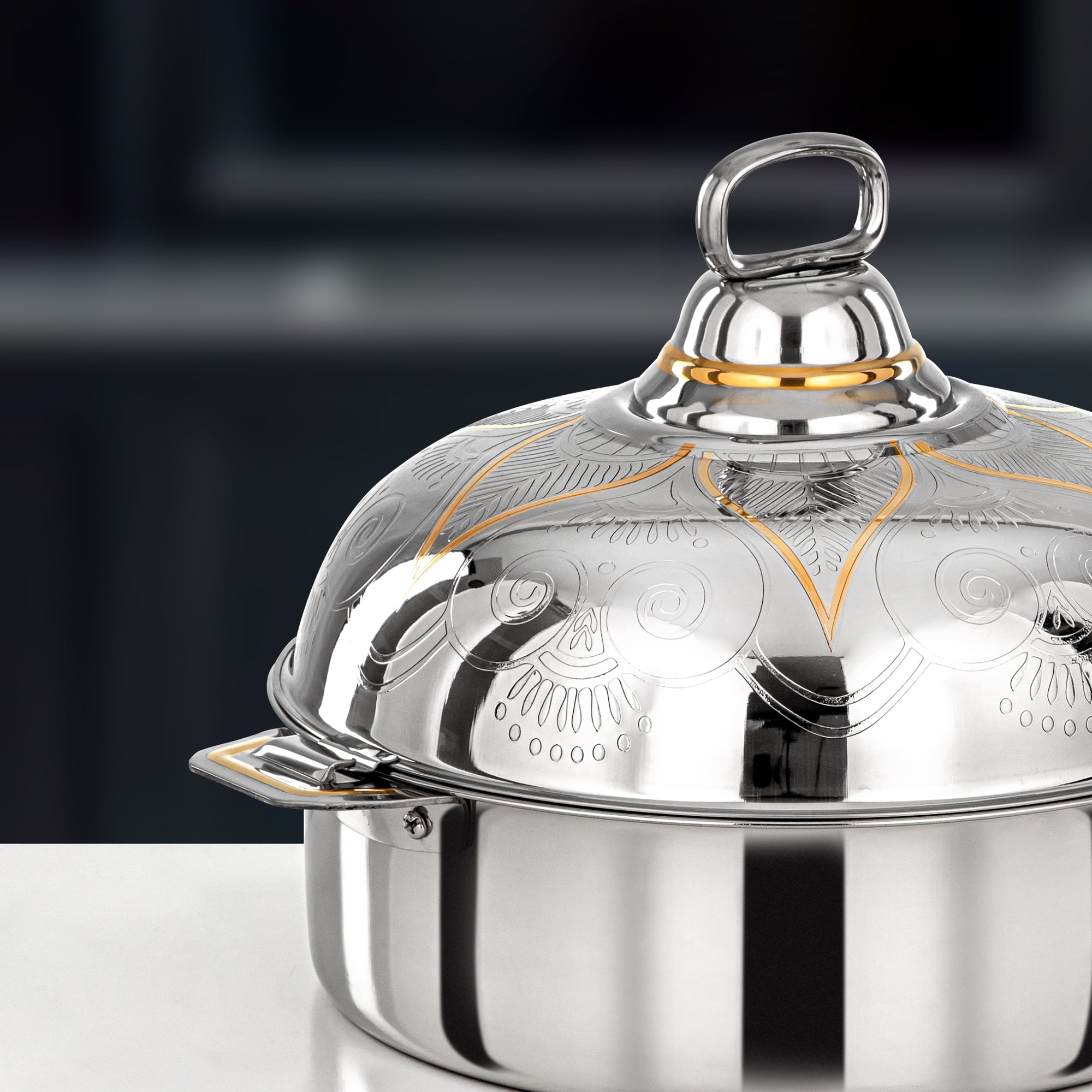 Almarjan Diwan Hot Pot 30cm Silver & Gold