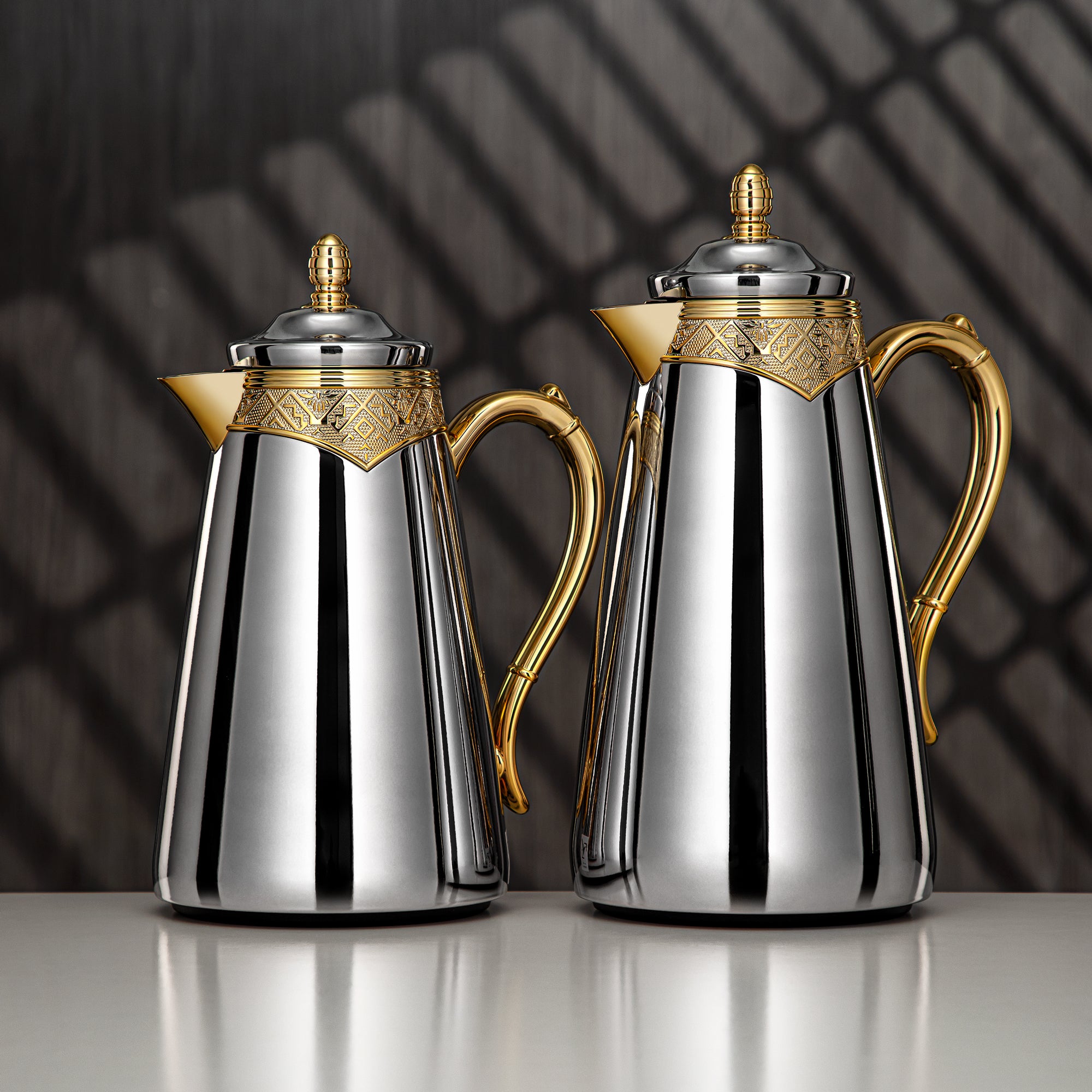 Almarjan Vacuum Flask Set 0.7L & 1L Silver & Gold