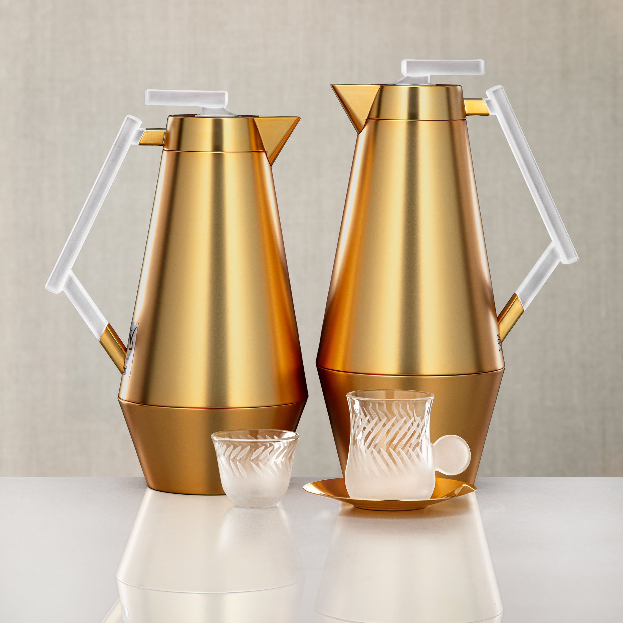 Almarjan Vacuum Flask & Tea Set 0.7L & 1L Matt Gold