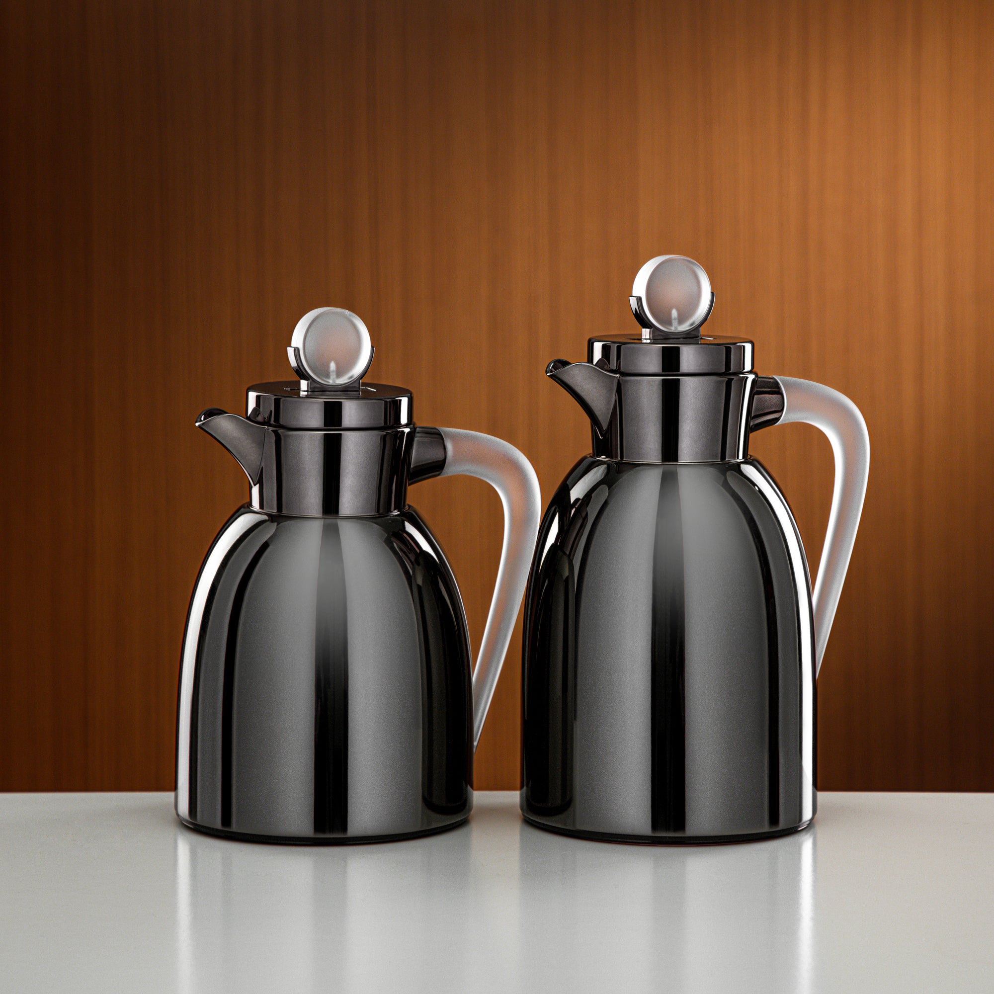 Almarjan Vacuum Flask Set 0.7L & 1L Gun Black & Frost