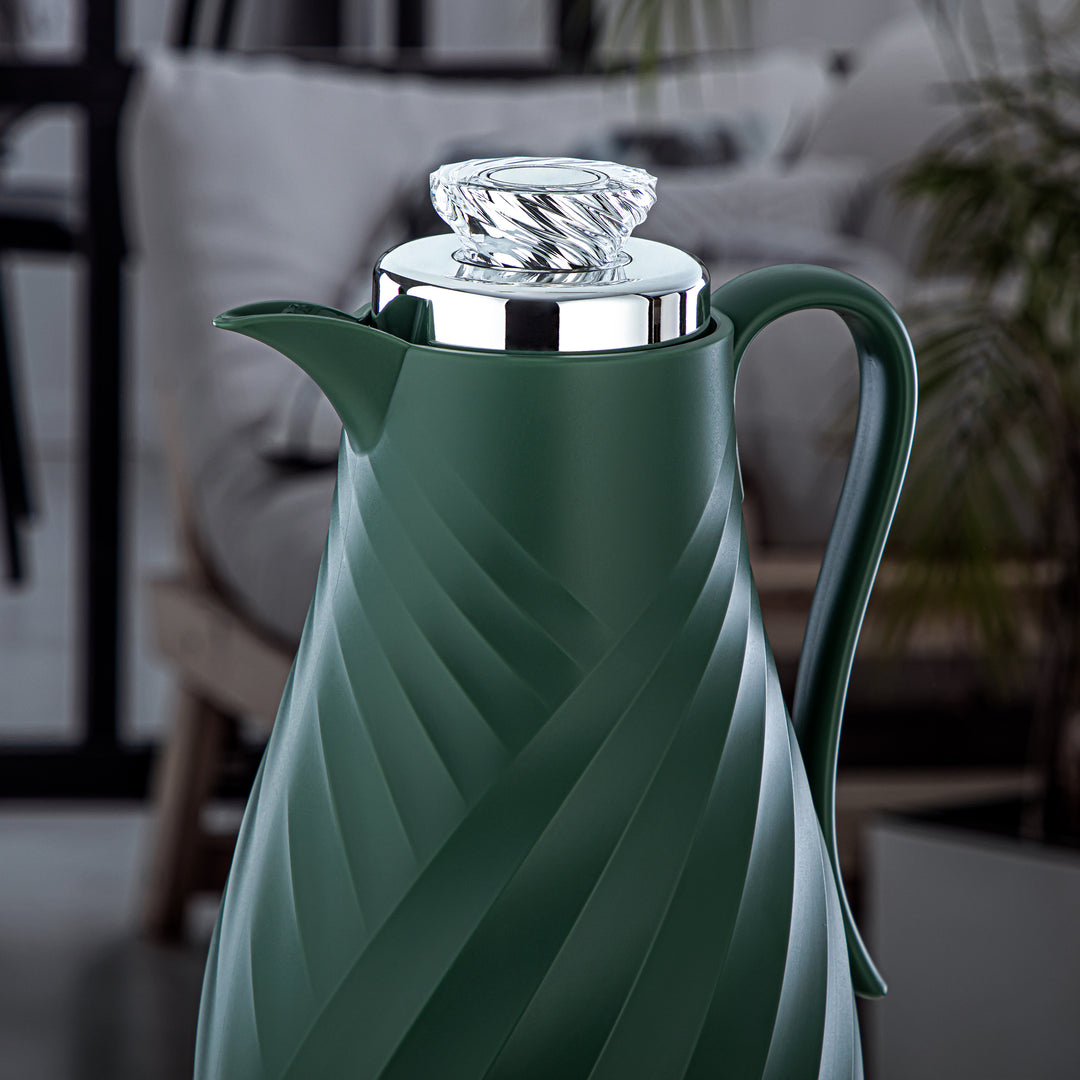 Almarjan 2 Pieces Vacuum Flask Set Green & Silver - GT109-070/100 NGR/C