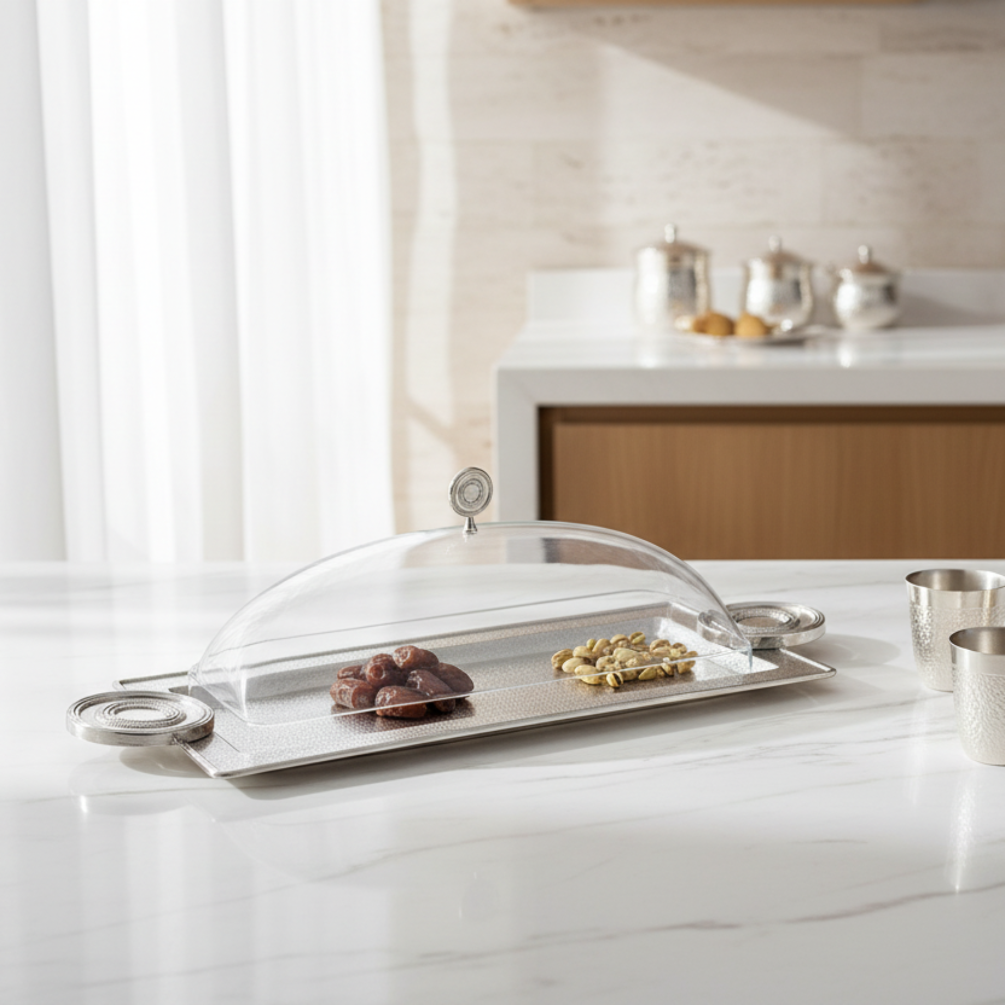 صينية تقديم المرجان مع غطاء 50 سم فضي بتصميم متشقق